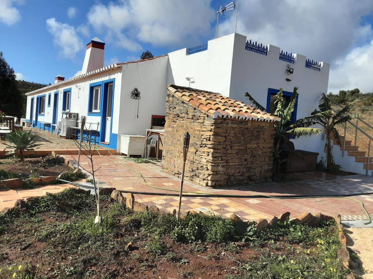 Casa Do Jardim Mexilhoeira Grande Exterior photo